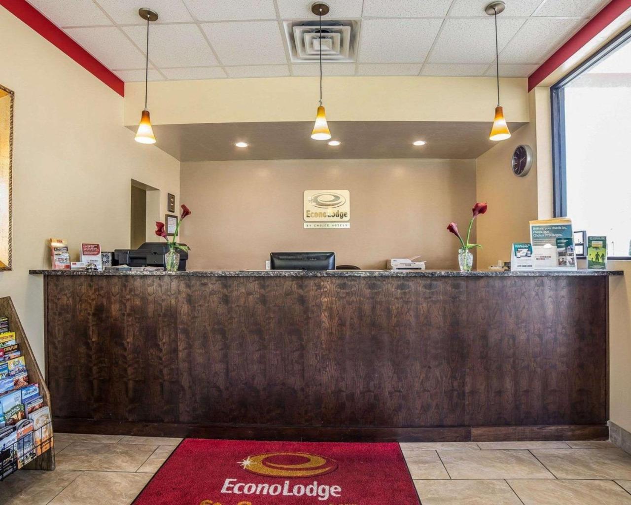 Econo Lodge St George North - Near Pioneer Park St. George Bagian luar foto