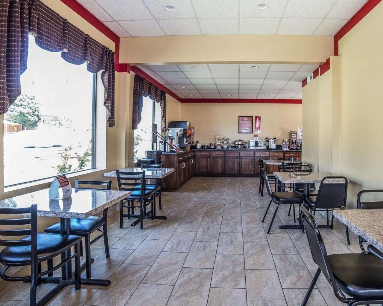 Econo Lodge St George North - Near Pioneer Park St. George Bagian luar foto